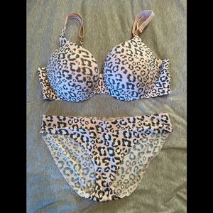 Victoria’s Secret Incredible Bra and Panty Set